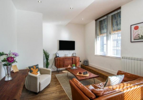 Beautiful Three Bed Flat in Nottingham City Centre